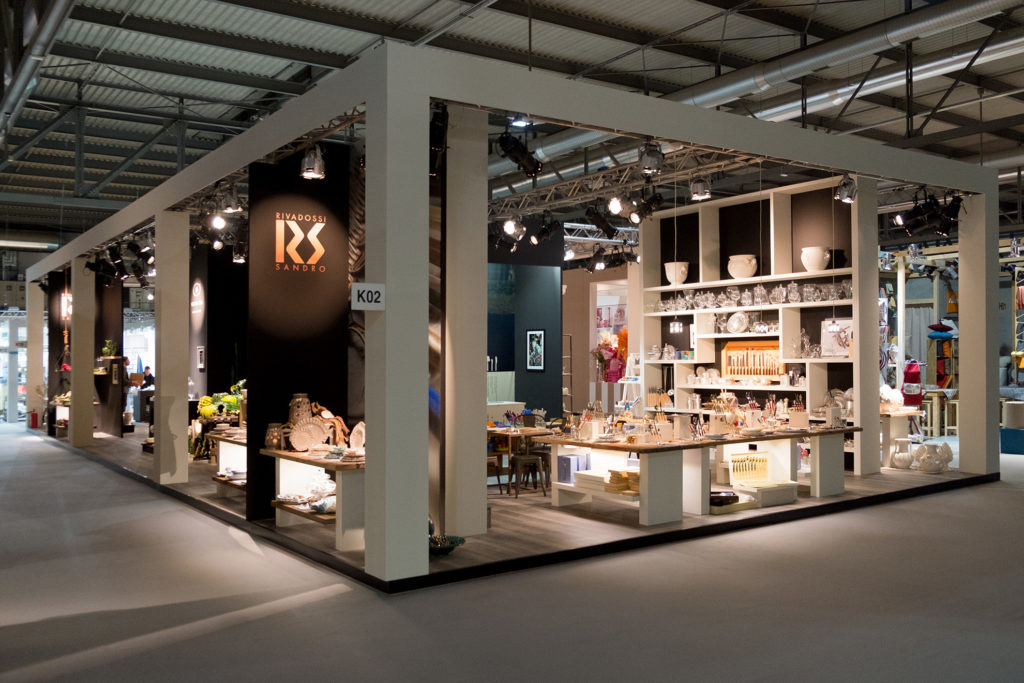 巖星建設(shè)|家居展廳設(shè)計,這些要點需要注意插圖(9) 巖星建設(shè)|家居展廳設(shè)計,這些要點需要注意插圖(9)