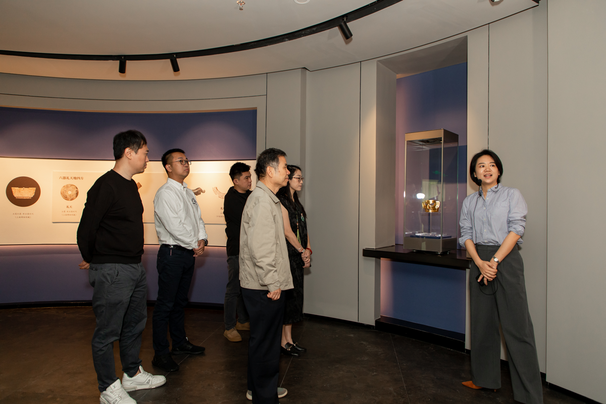 “大灣區(qū)企業(yè)博物館之旅” 巖星一行赴臻寶博物館調(diào)研交流插圖(6) “大灣區(qū)企業(yè)博物館之旅” 巖星一行赴臻寶博物館調(diào)研交流插圖(6)